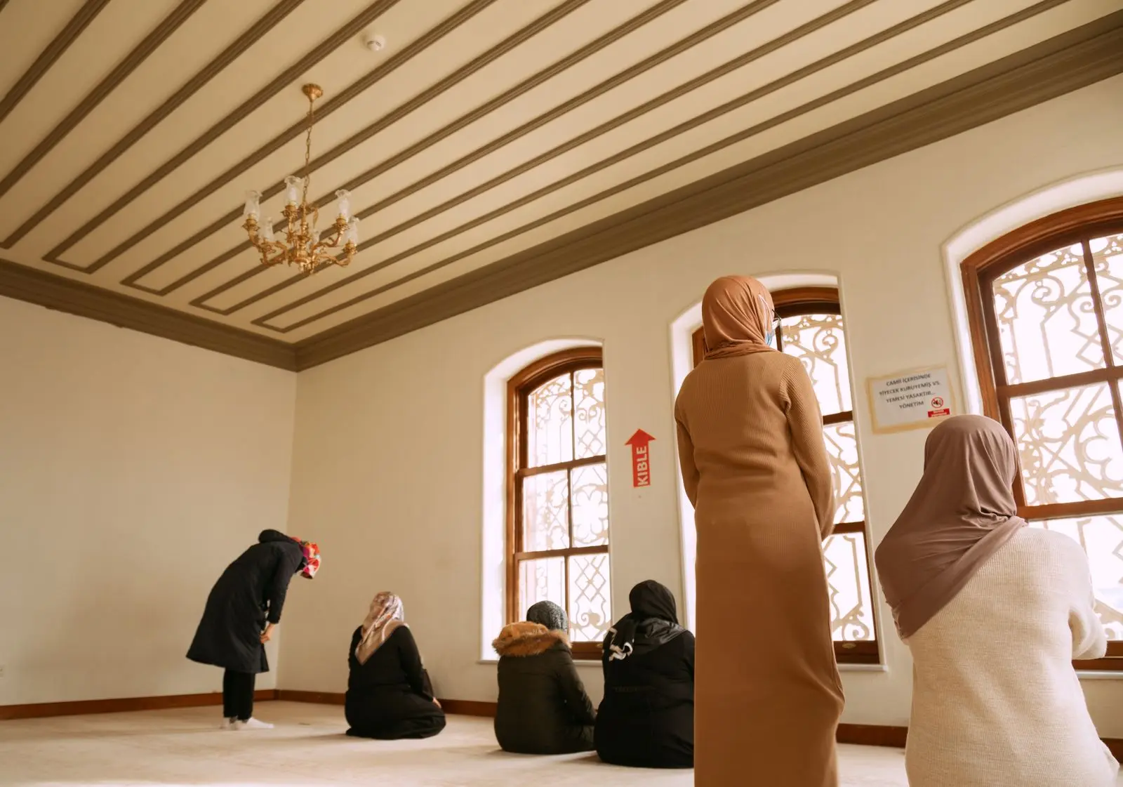 Women praying together in a mosque in Istanbul